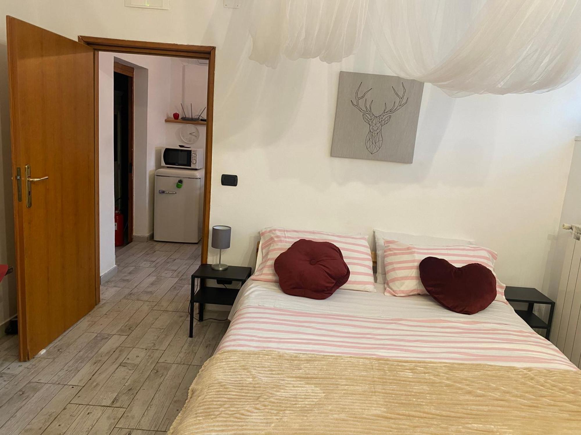 Апартаменты Tabor 2 Garden & Parking Неаполь Экстерьер фото